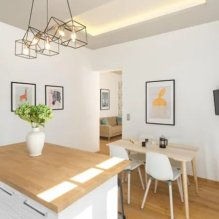 Apartment Innovative Upscale 2-br Flat In Premium Location