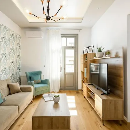 Innovative Upscale 2-br Flat In Premium Location Apartment *