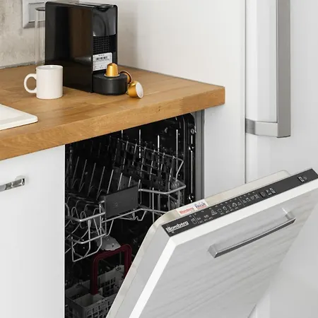 Innovative Upscale 2-br Flat In Premium Location Салоники