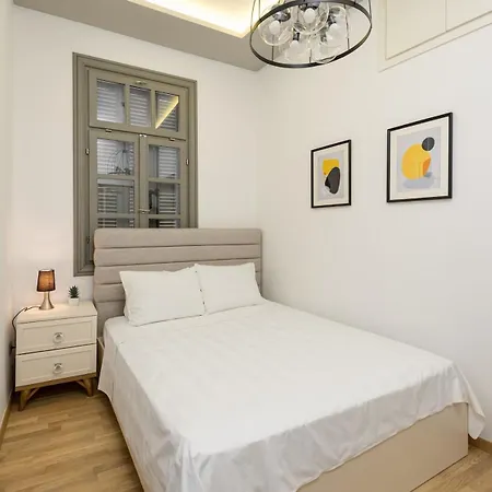 Innovative Upscale 2-br Flat In Premium Location