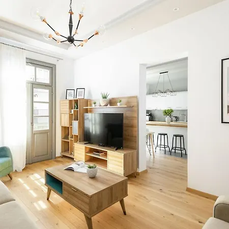Innovative Upscale 2-br Flat In Premium Location * Thessaloniki
